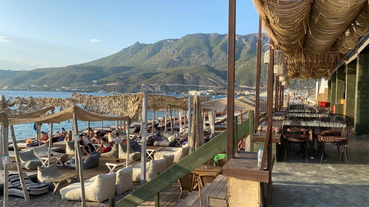 Loutraki Beach & Casino Condo Exterior photo